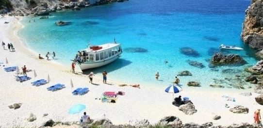 Гърция удължи ограниченията за влизане в страната